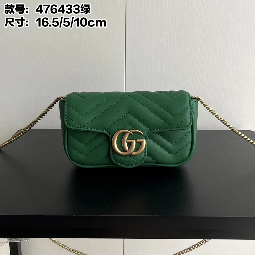 476433 - view 17