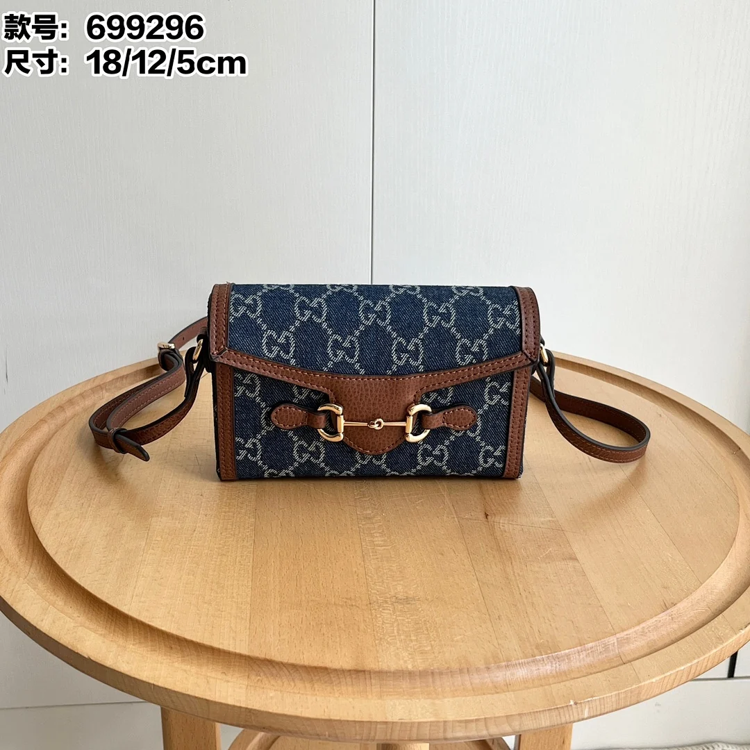 699296 - view 16