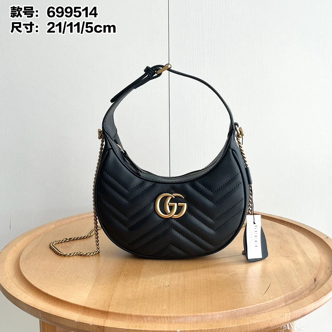 699514 - view 11
