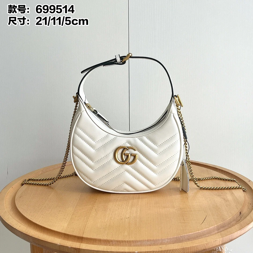 699514 - view 15