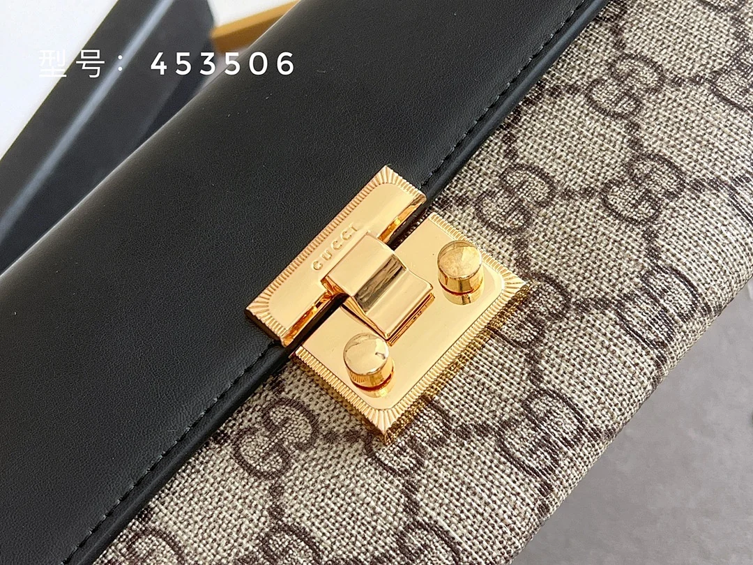 453506 - view 6