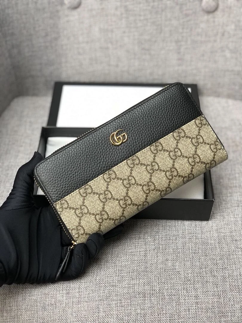 456117