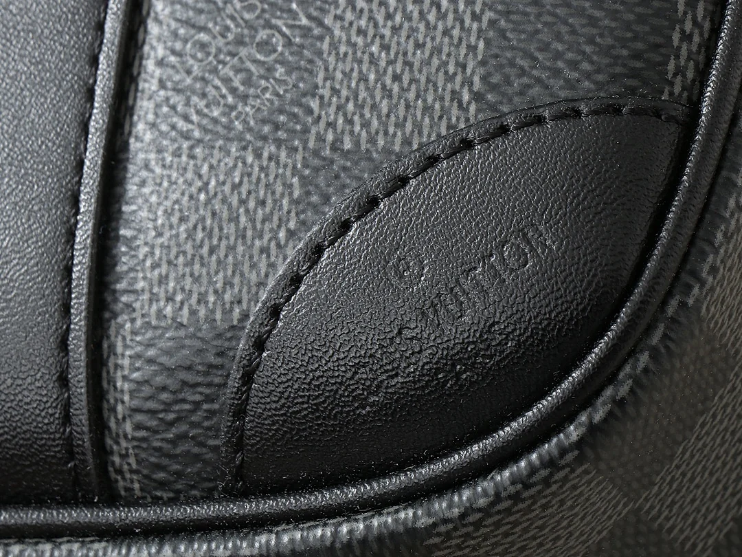 82076 - view 2