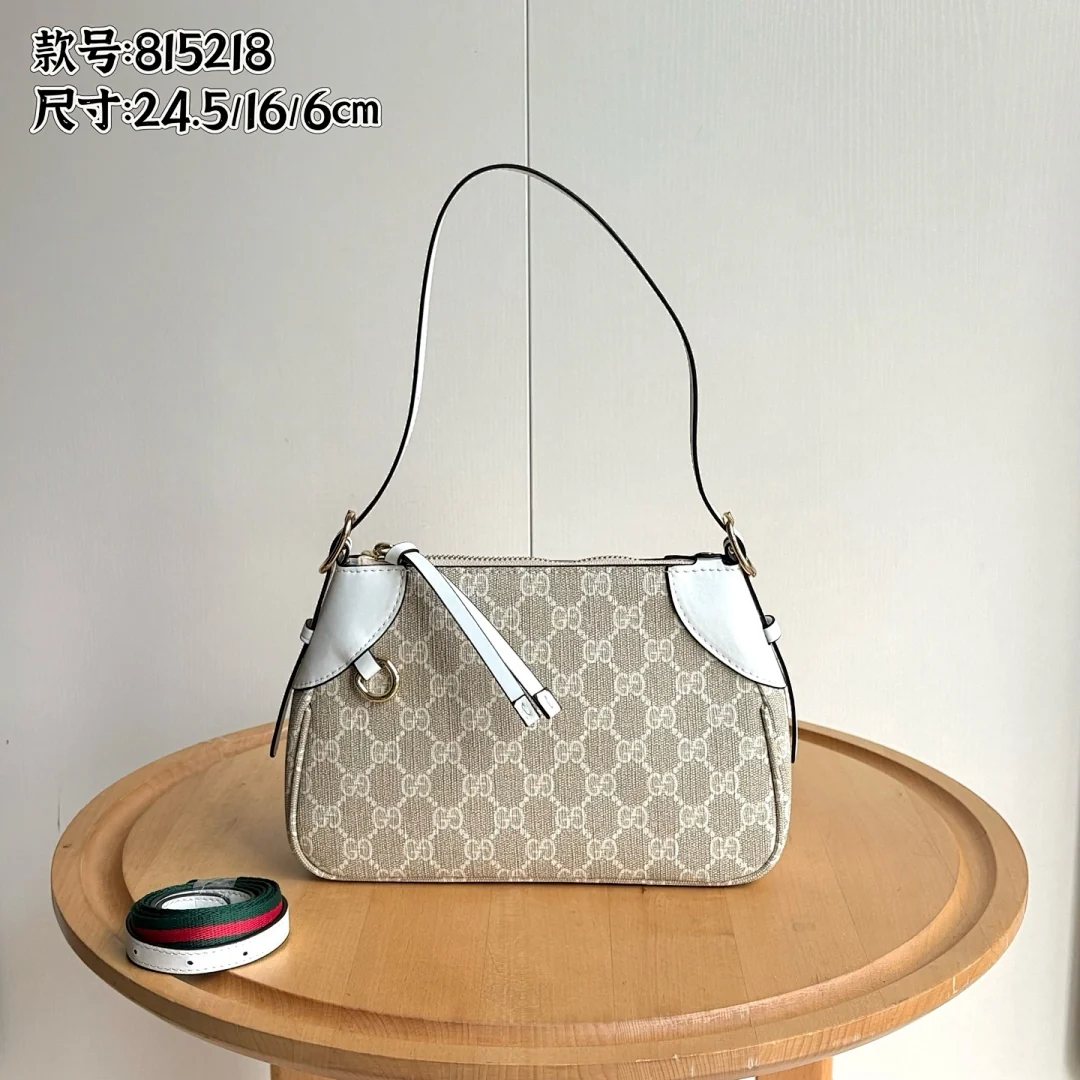 815218 - view 2