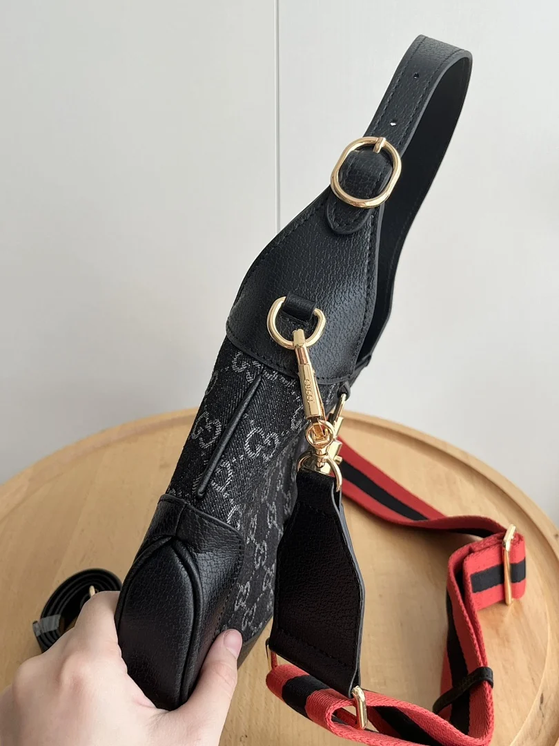 678843 - view 3
