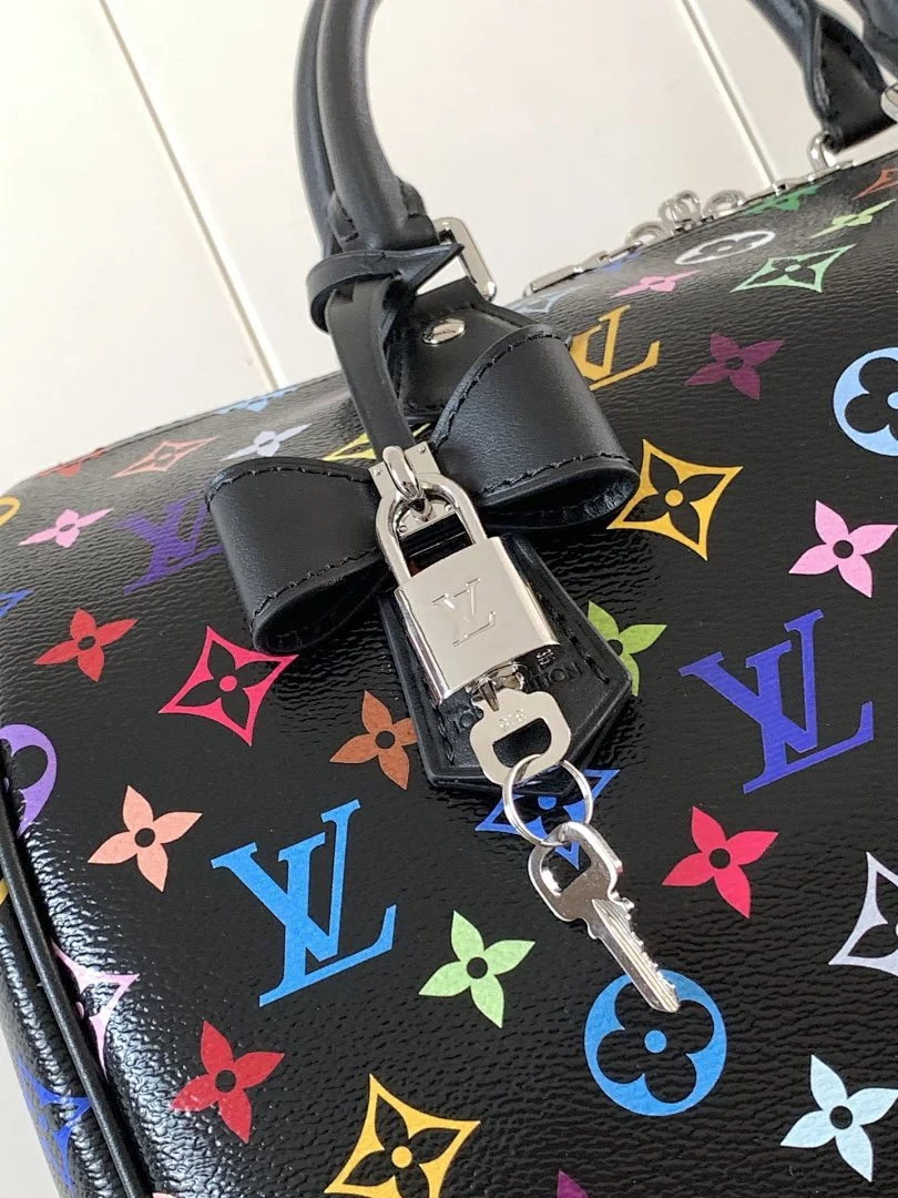 M13257 - view 4
