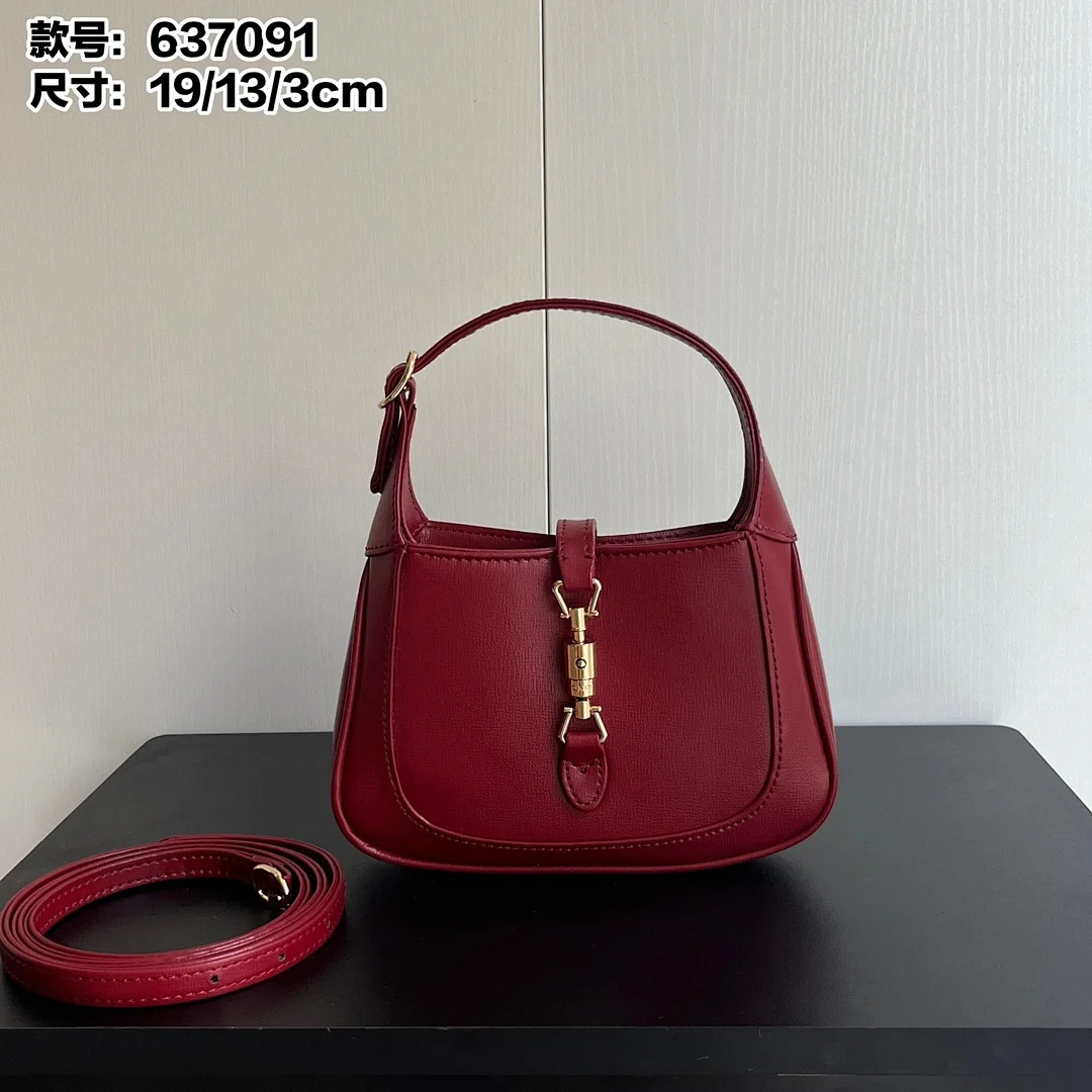 636709 - view 11
