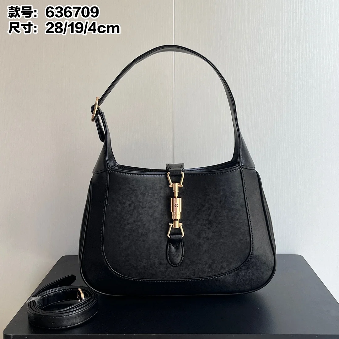636709 - view 12