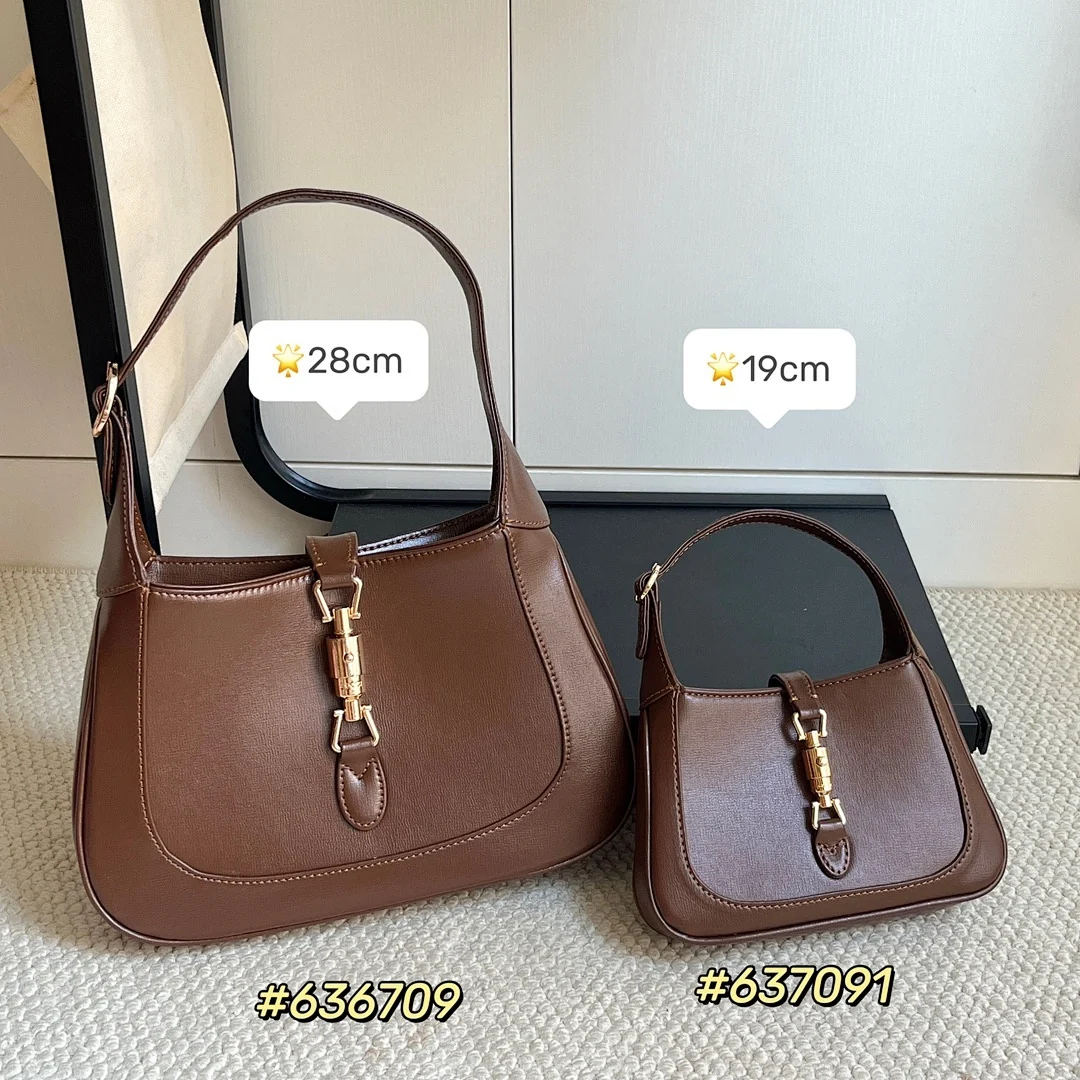636709 - view 20