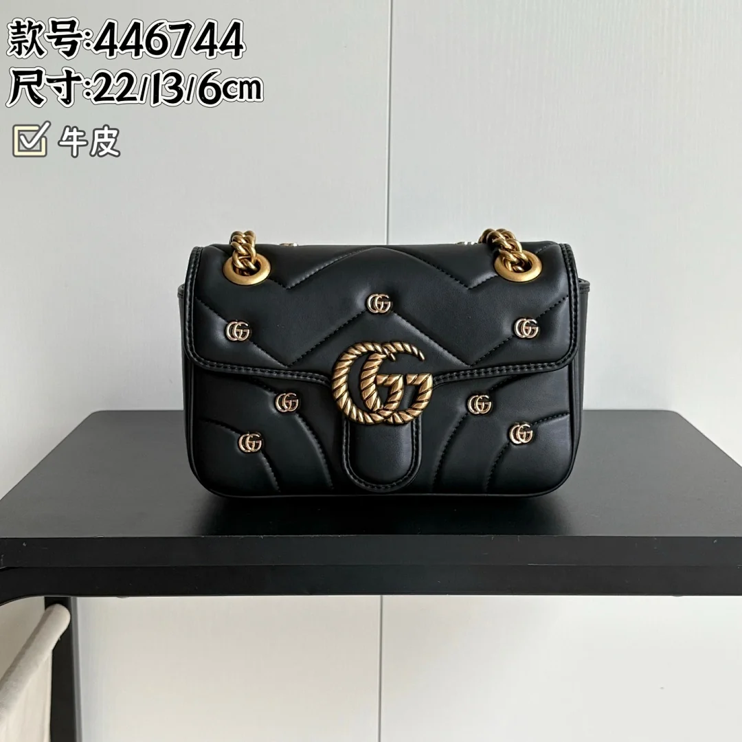 446744 - view 9