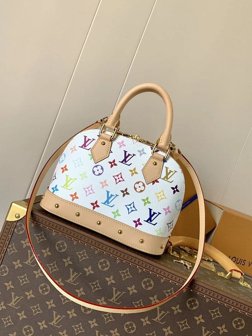 M13078 - view 8