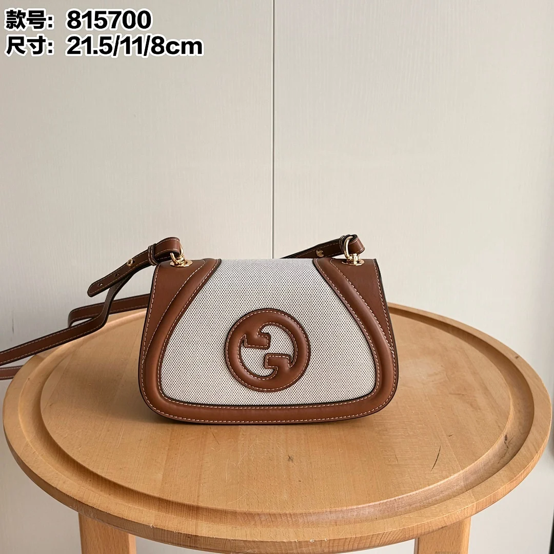 815700 - view 11