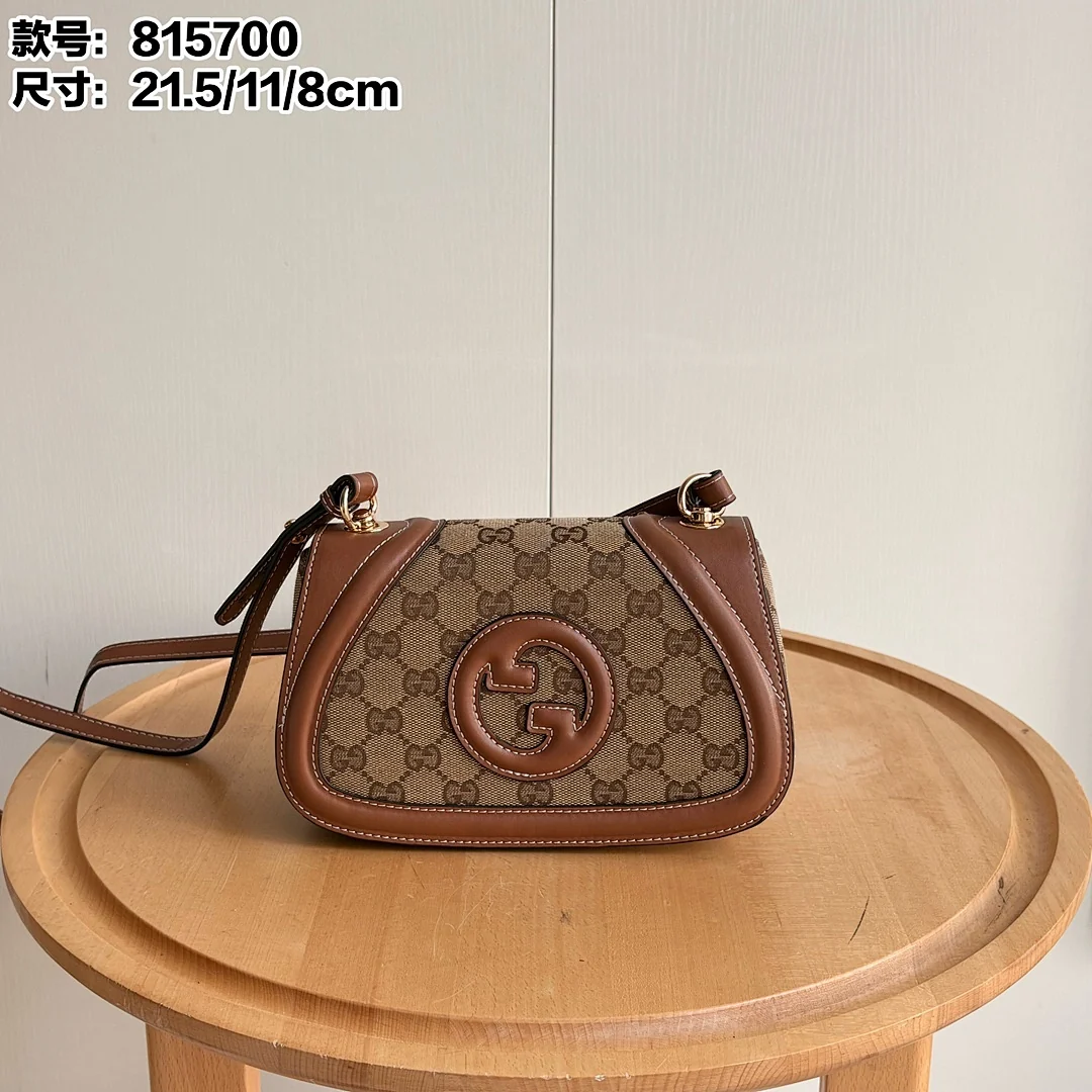 815700 - view 12