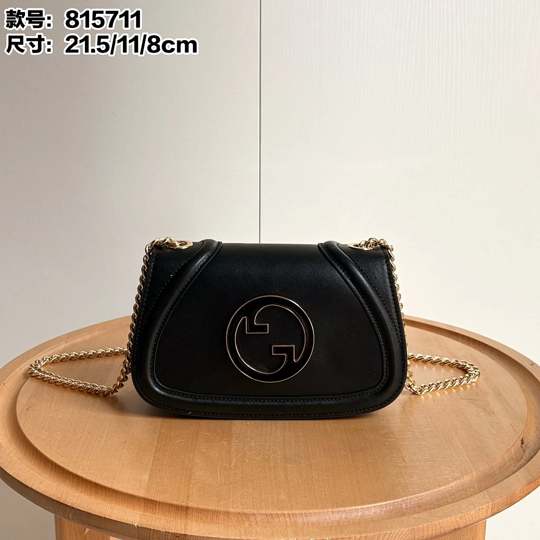 815711 - view 11