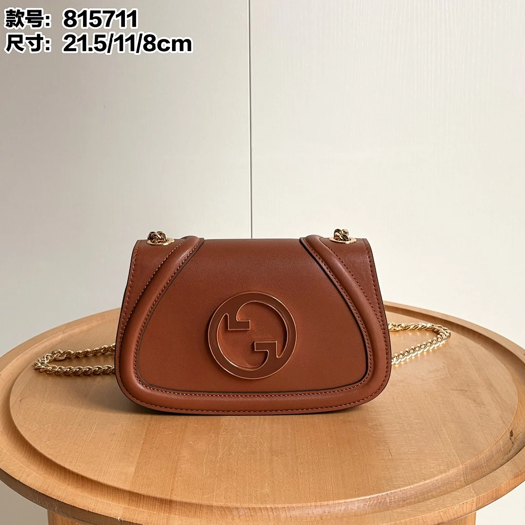 815711 - view 12