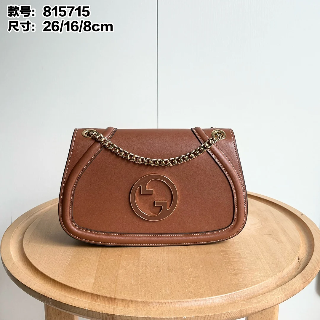 815715 - view 11