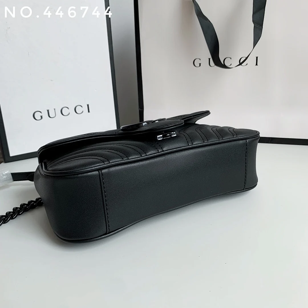 446744 - view 9