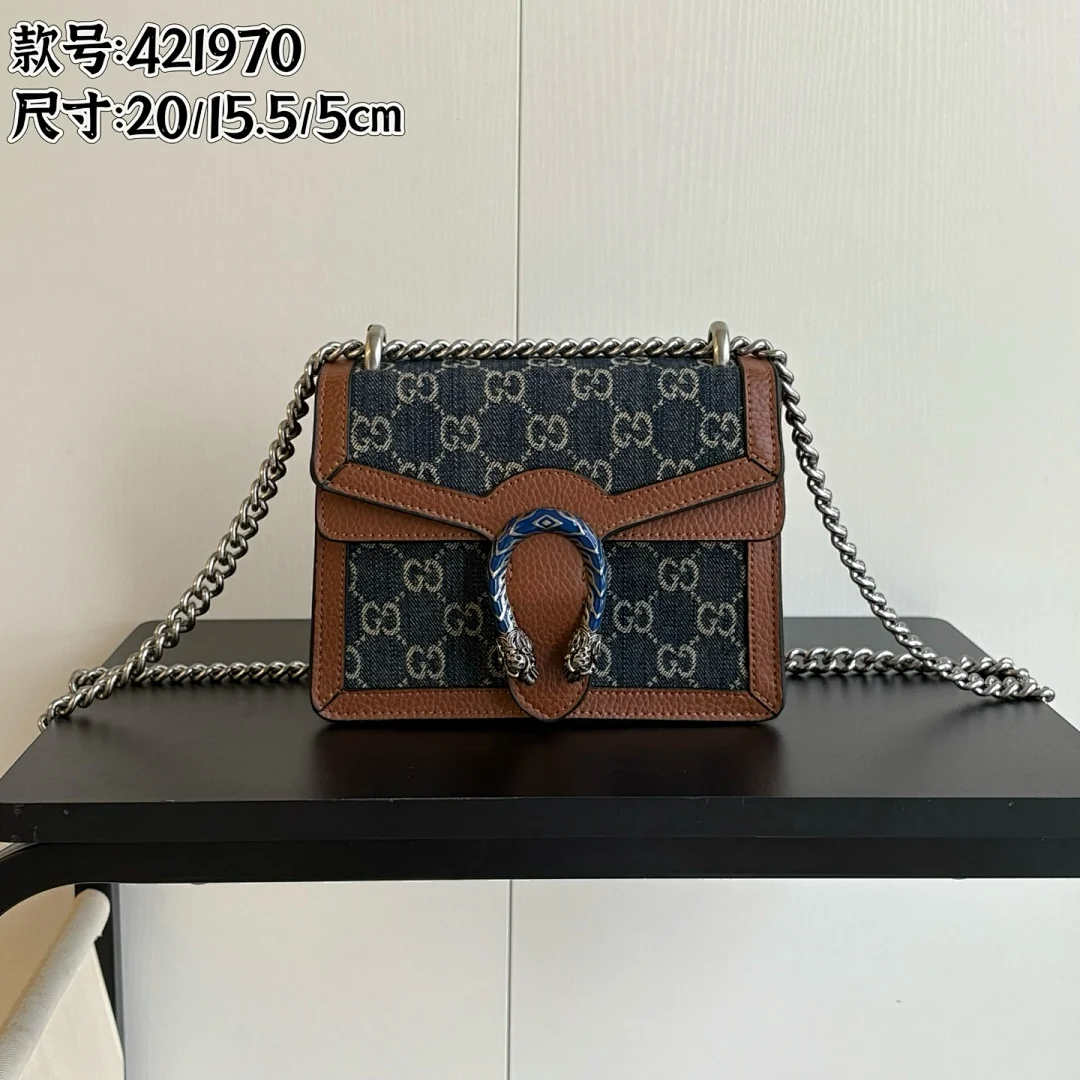 421970 - view 2
