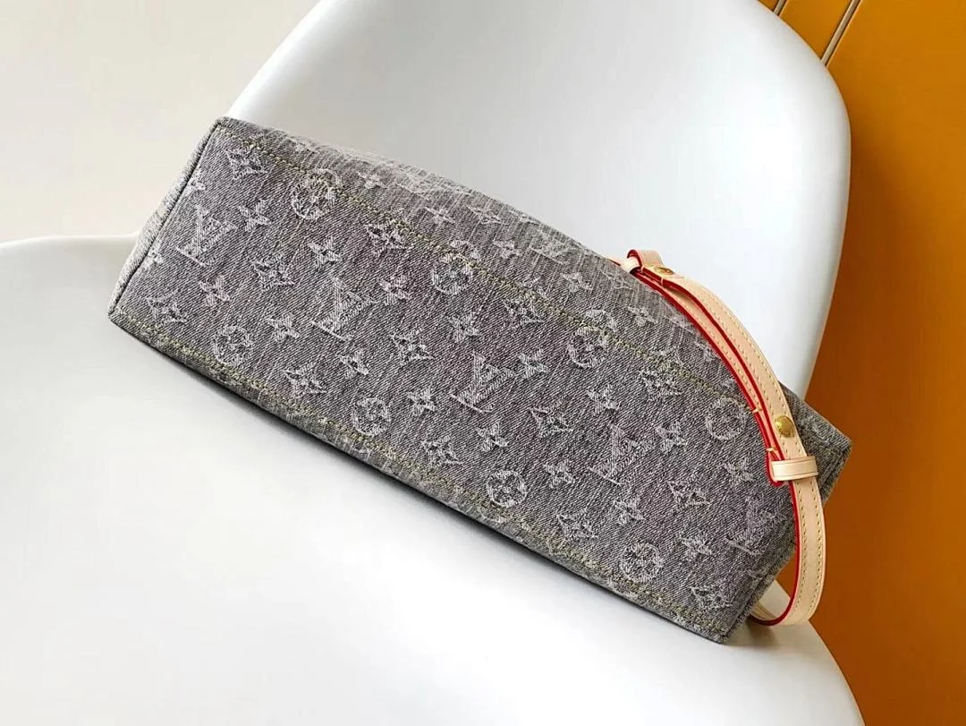 M13390#850 - view 7