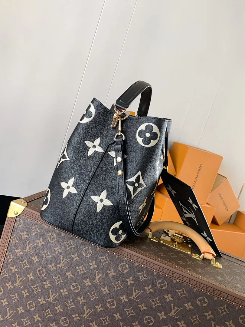M45497#850 - view 9