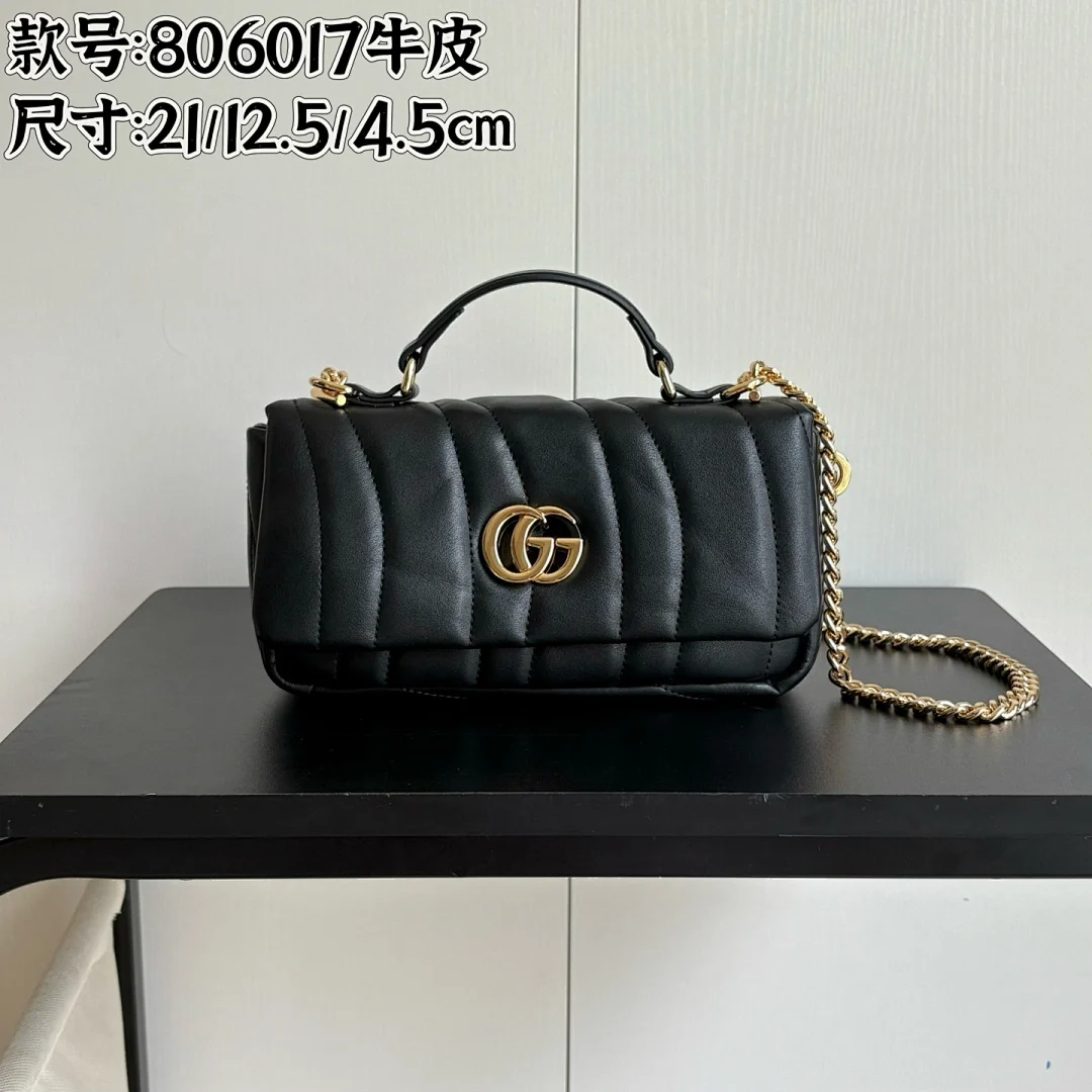 806017 - view 11