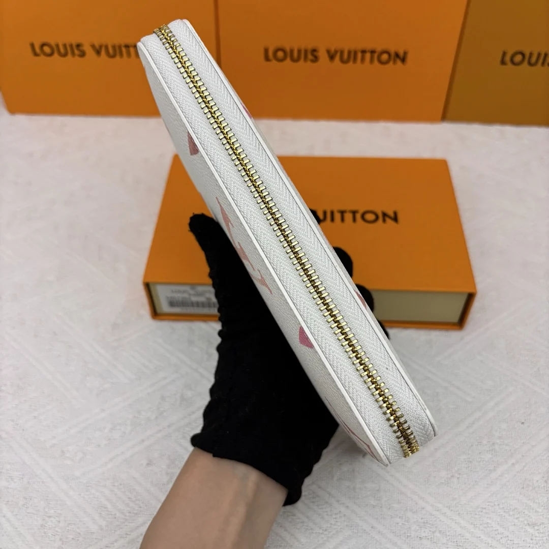 82384 - view 9