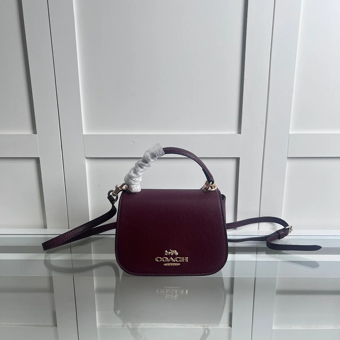 COACH - view 13