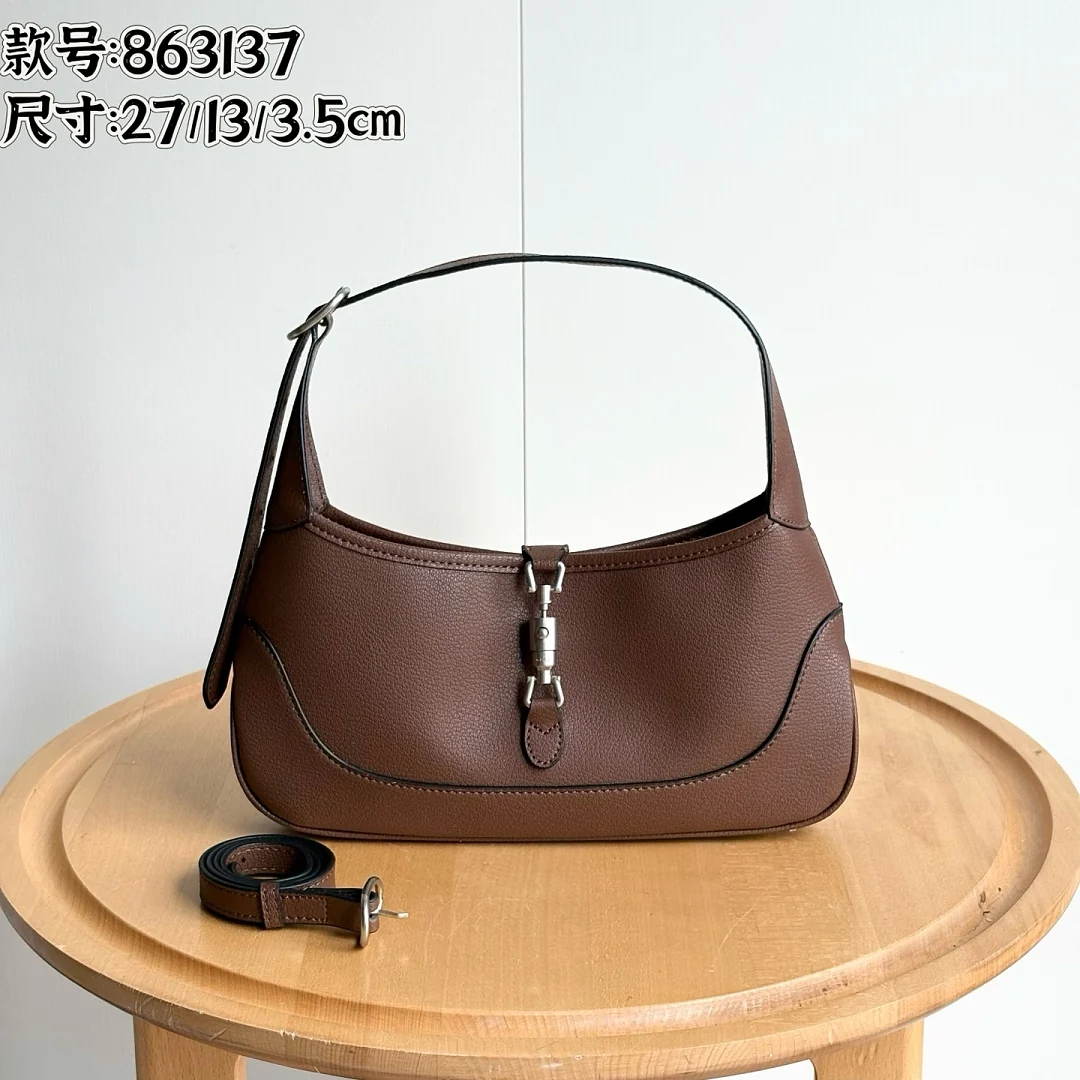 863137 - view 13