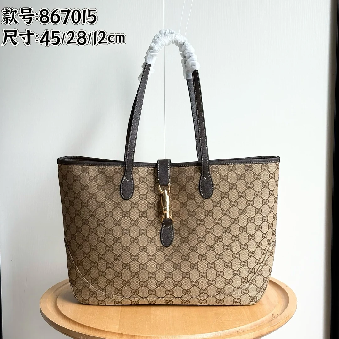 867015 - view 9