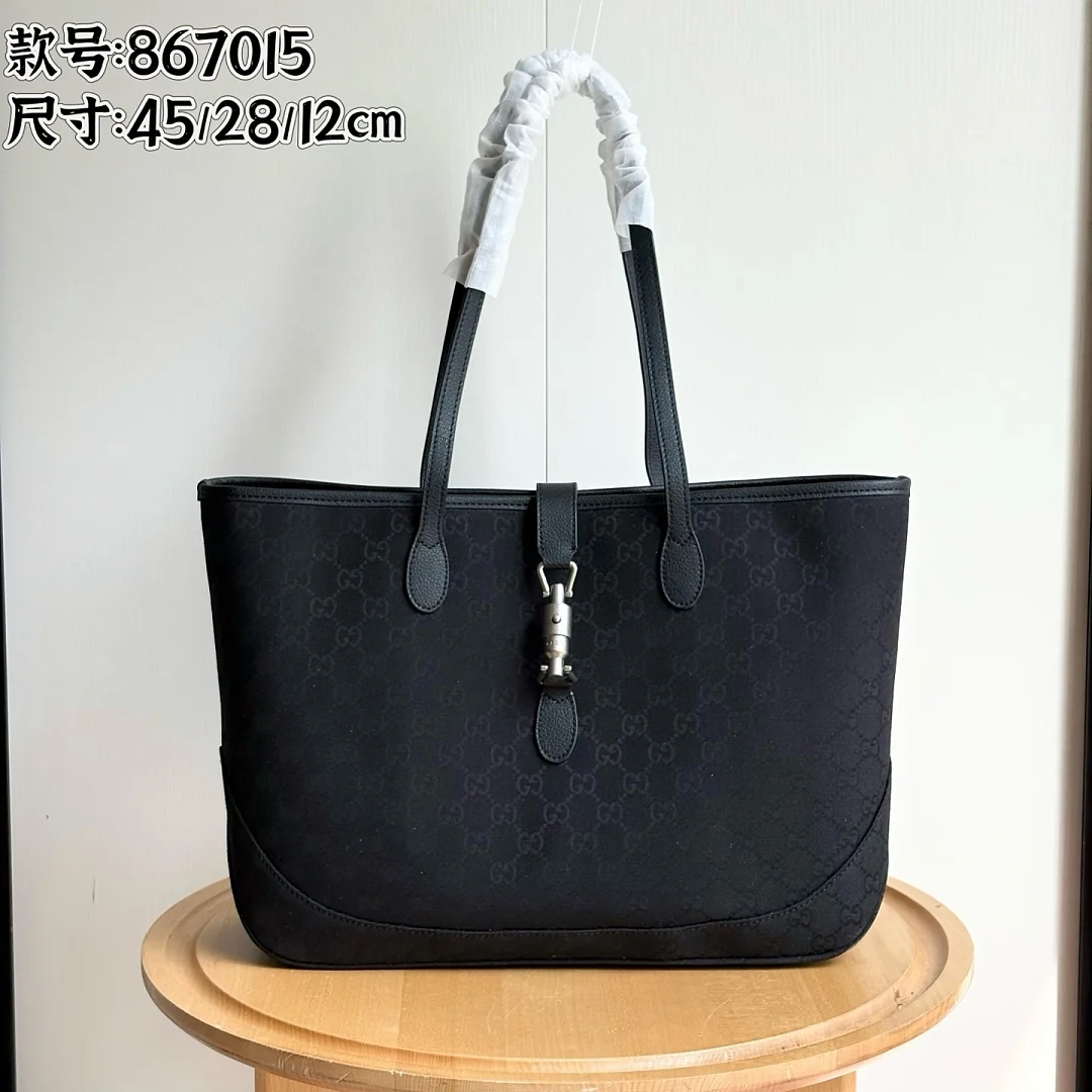 867015 - view 10