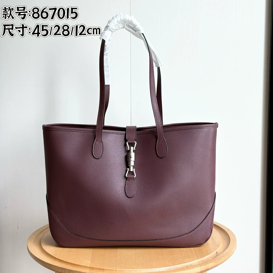 867015 - view 12