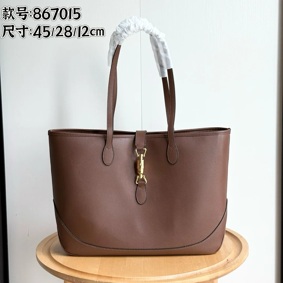 867015 - view 13